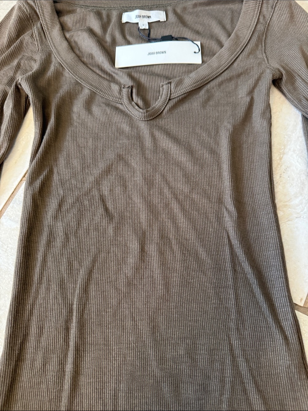 NWT Joah Brown Henley Long Sleeve Top - Picture 6 of 16